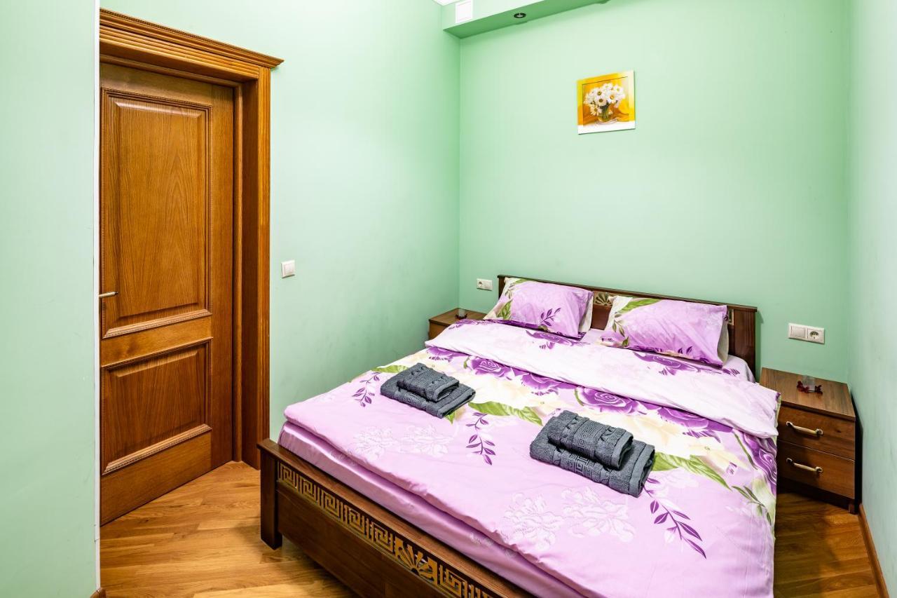 13 Franka Apartment 2 Лвив Екстериор снимка